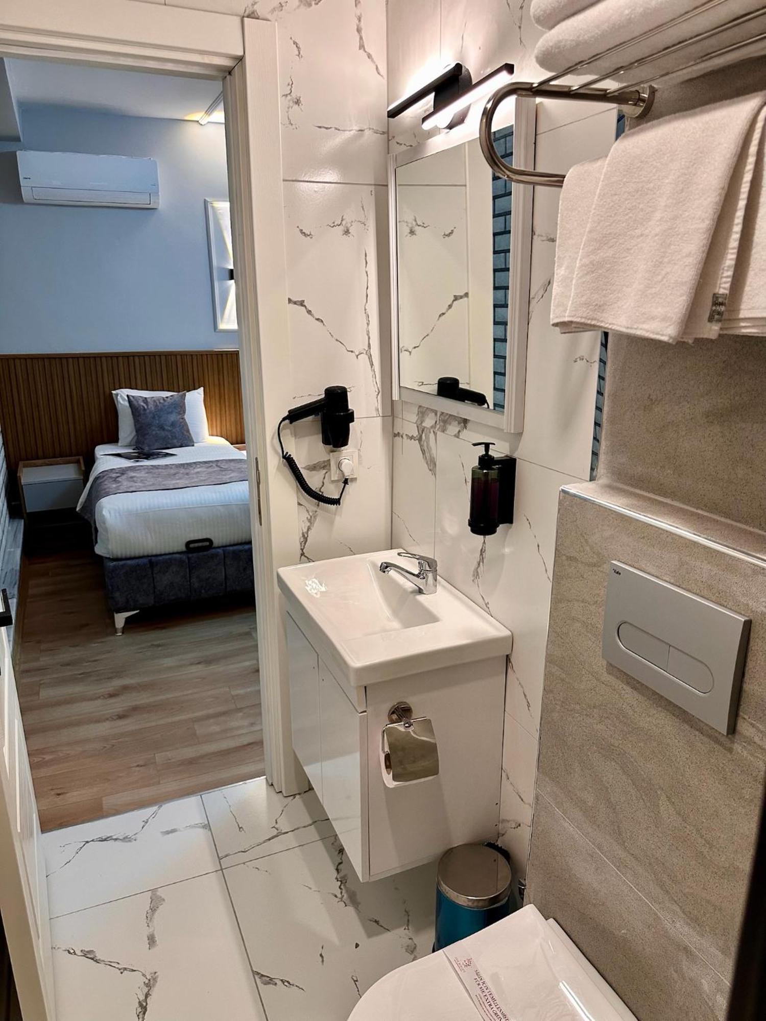 Skymoon Istanbul Airport Hotel Arnavutkoy Екстер'єр фото
